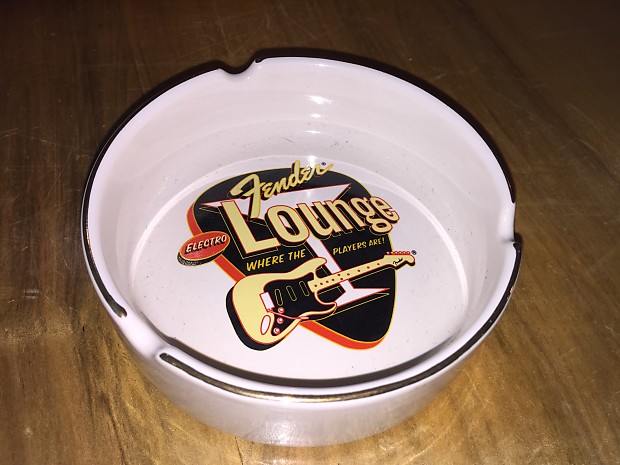値下げしました。Fender Lounge 陶器製灰皿　90s Fender Lounge 陶器製灰皿90s