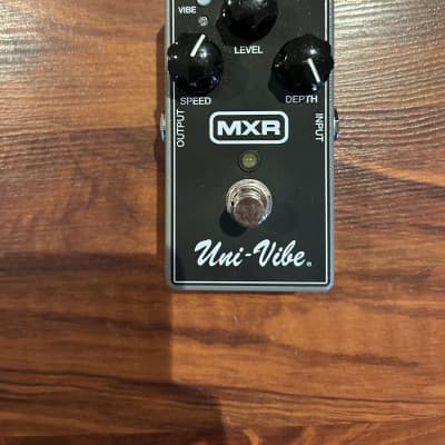 MXR M68 Uni-Vibe Chorus / Vibrato Pedal | Reverb Canada