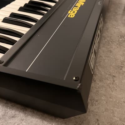 Ensoniq Mirage DSK-8 Digital Sampling Keyboard 1984 - Grey