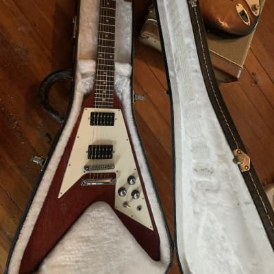 Gibson Faded V Cherry 2008 – Chicago Music Exchange