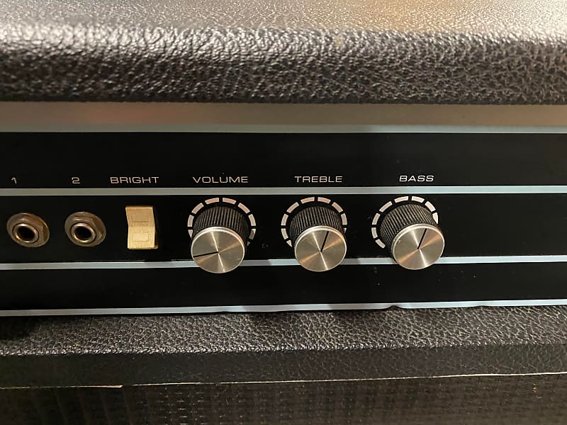 ACOUSTIC MODEL 136 1970’s Vintage 1970s Acoustic Model 136 1x15