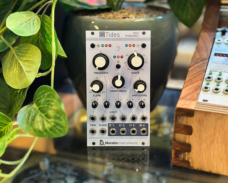 Mutable Instruments Tides