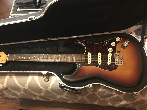 Fender Stratocaster Japan- 93/94 FujiGen Factory - MIJ - 3 Color Sunburst