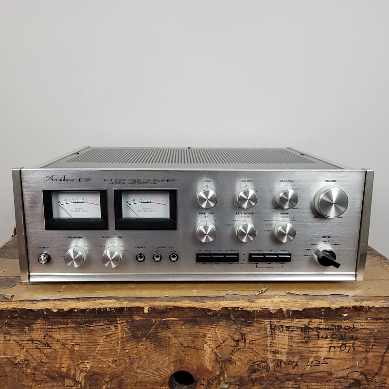 Accuphase E-202 インテグレーテッドアンプ Accuphase E-202 Integrated Amplifier AC100V Made in Japan | eBay