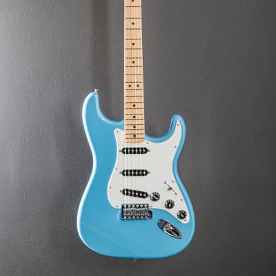Fender MIJ Limited International Color Stratocaster - Maui Blue w/Maple image 3