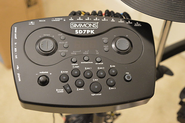 Practically New Simmons SD7PK Electronic Drum Set with Pearl Chain Drive Pedal