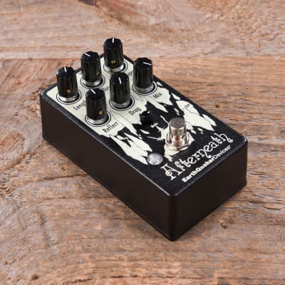 Earthquaker Devices Afterneath V3 Enhanced Otherworldly Reverberation Machine image 2