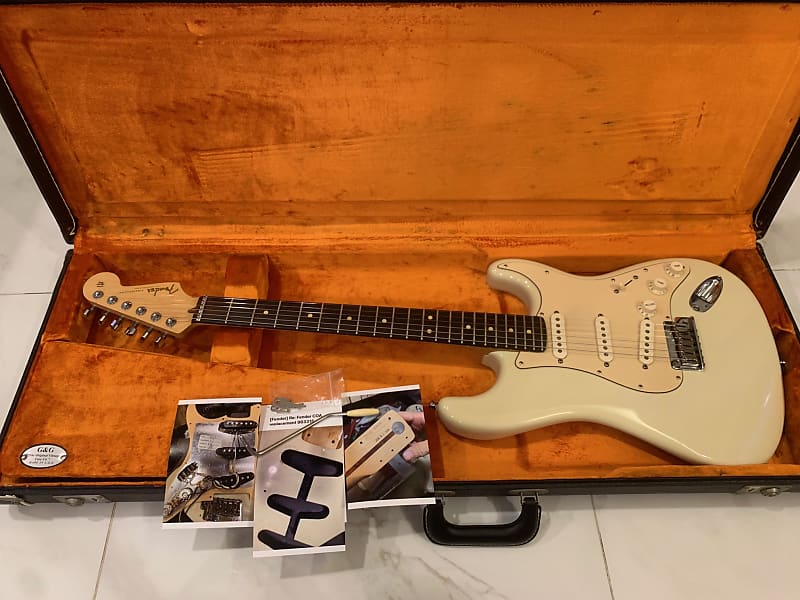 Fender Custom Shop Jeff Beck Stratocaster 2004 - Present - Olympic White image 1