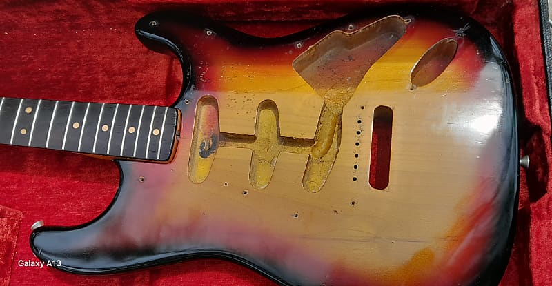 Fender Stratocaster 1963 Body sunburst factory refin image 1