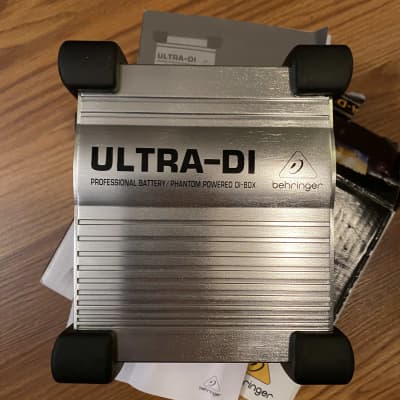 Behringer Ultra-DI DI100 Active Direct Box 2004 image 3