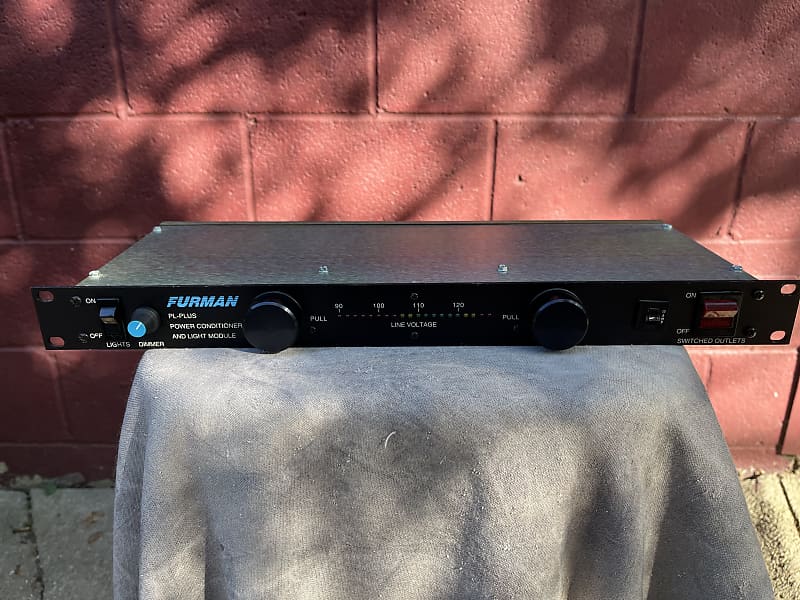 FURMAN PL-PLUS パワーコンディショナー Amazon.com: Furman PL-PLUS C 15 Amp Power Conditioner : Musical
