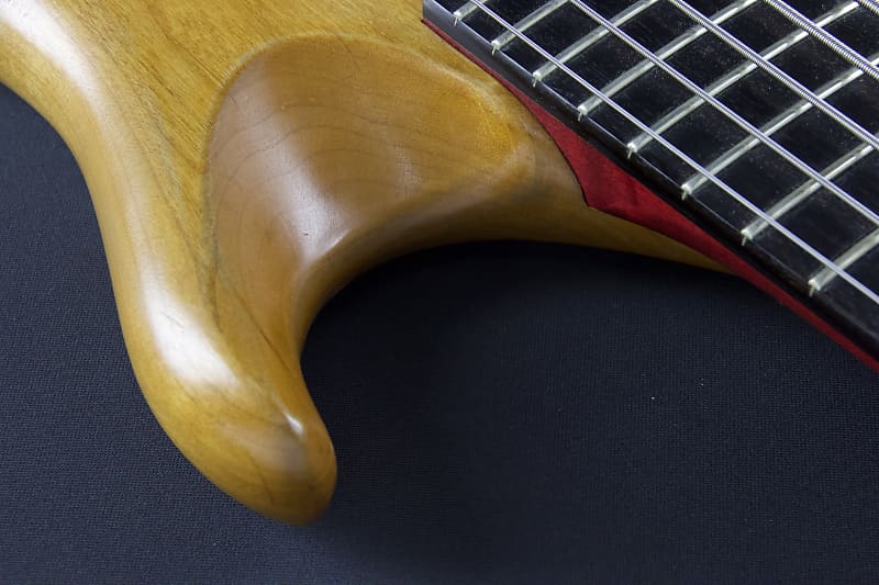 Atlansia Pentagon Bass | Reverb