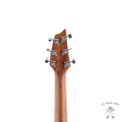 Breedlove Discovery S Concert LH Sitka-African Mahogany image 6