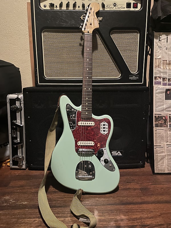 気質アップ】 【ReeF】Squier JAGUAR Modified Vintage エレキギター