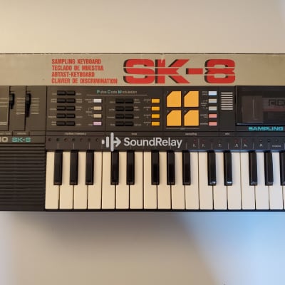 Casio SK-8 32-Key Sampling Keyboard with original box