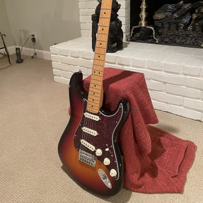 Fender American Professional II Stratocaster 2021 - 3tone Sunburst image 10