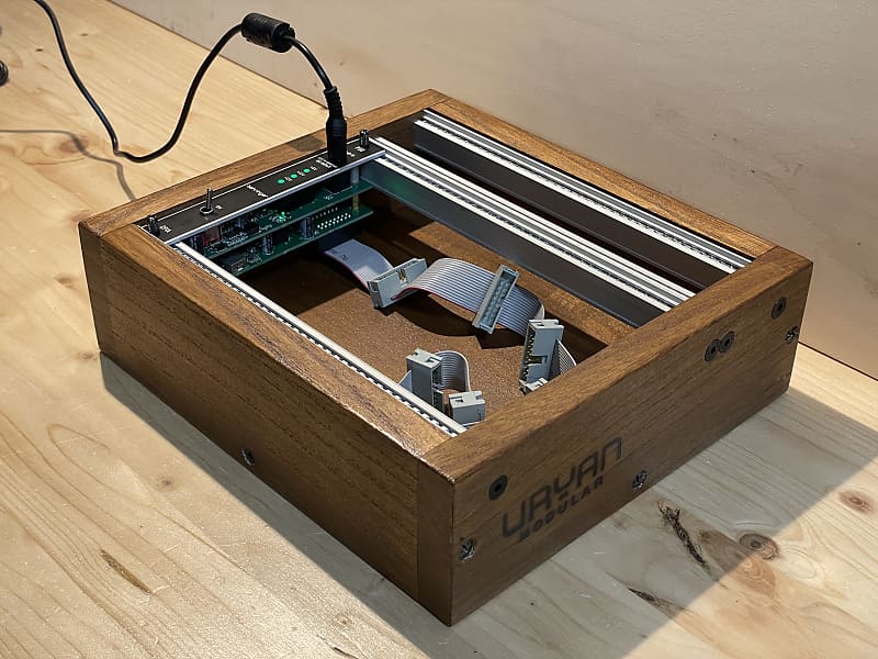 Uryan Modular Utility Box I. 2022 Black edition