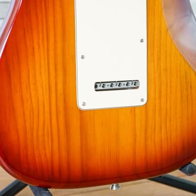 Fender American Professional II Stratocaster Sienna Sunburst B-Stock image 8