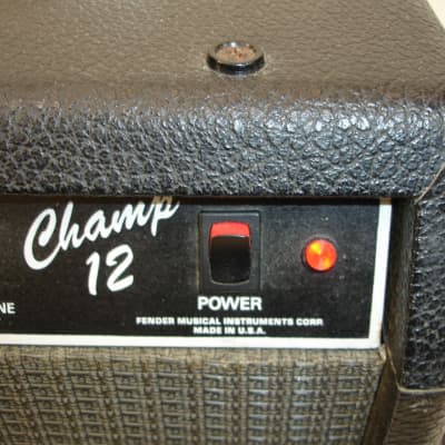 Vintage Fender Champ 12 12-Watt 1x12" Guitar Combo Amp image 9