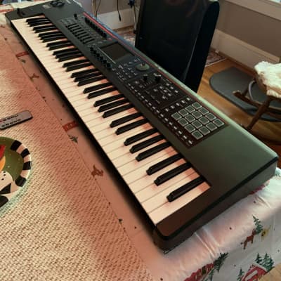 (Mint) Roland FANTOM-07 76-Key Workstation Keyboard 2022 - Present - Black