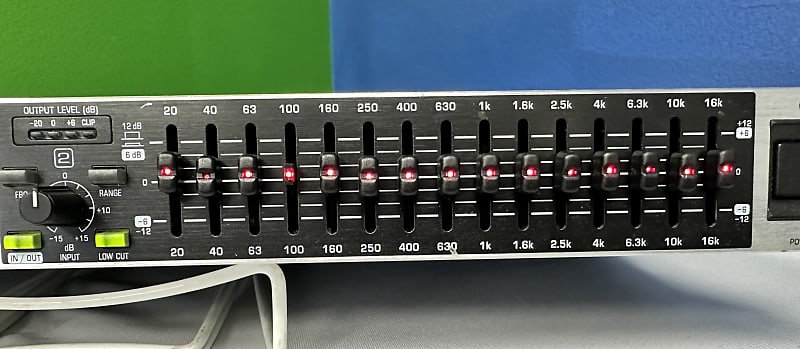 Behringer Ultragraph Pro FBQ1502 15-Band Stereo Graphic