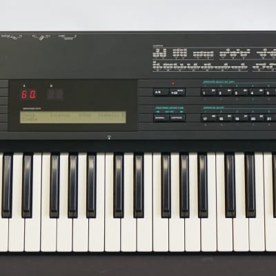 Yamaha DX7II-D Vintage Digital Polyphonic FM Synthesiser  - 100V - DX7 II D