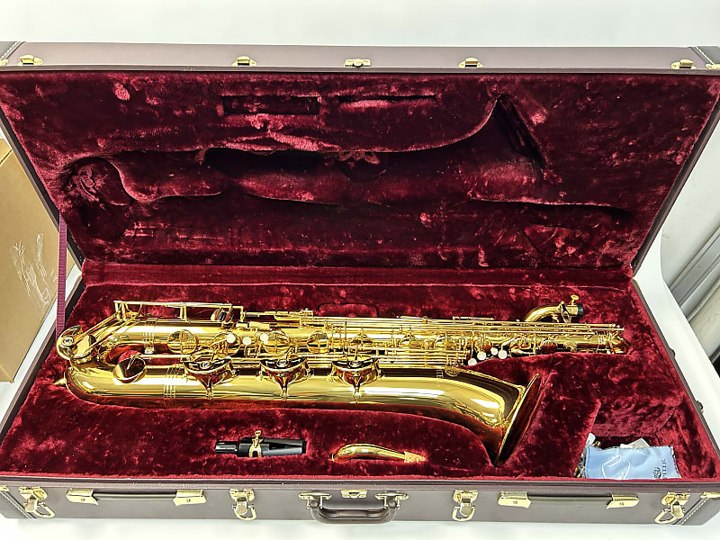 Jupiter JBS1000 Baritone Saxophone Reverb