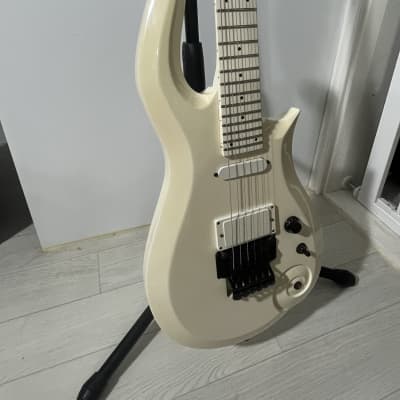 EDWARDS ES-100PR III LUNA SEA SUGIZO Model Black Electric