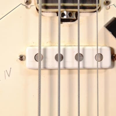 Vox Phantom IV Vintage 4 String Bass Guitar w/ Original Case - Used 1960's White image 10