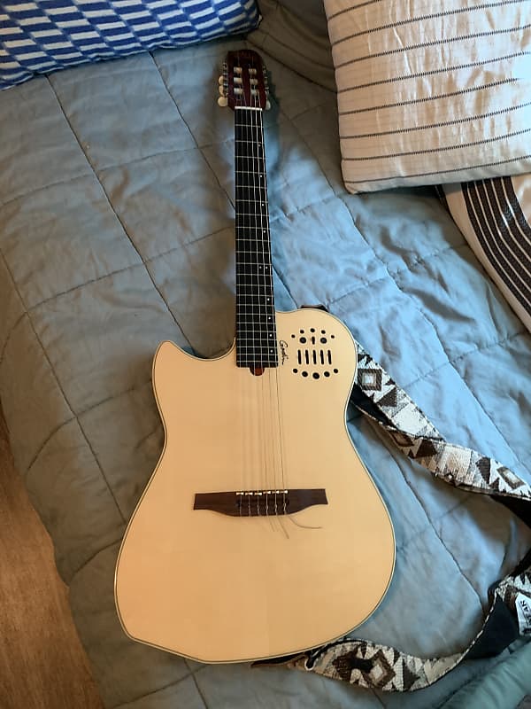 Left-Handed Godin Multiac Nylon SA 2019 tan | Reverb