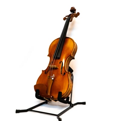 Cello Josef Jan Dvorak (Czechoslovakia, mid-80s) with a 