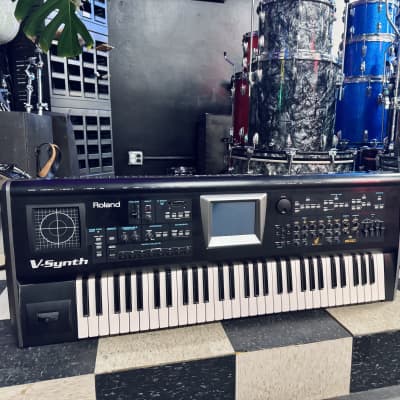 Roland V-Synth 2000s
