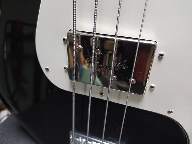 Fender Wide range bass humbucker (mudbucker) Chrome | Reverb Canada