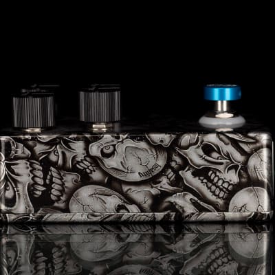 Flattley Guitar Effect Pedals Platinum Series Poison Ivy Bass Fuzz Pedal image 5