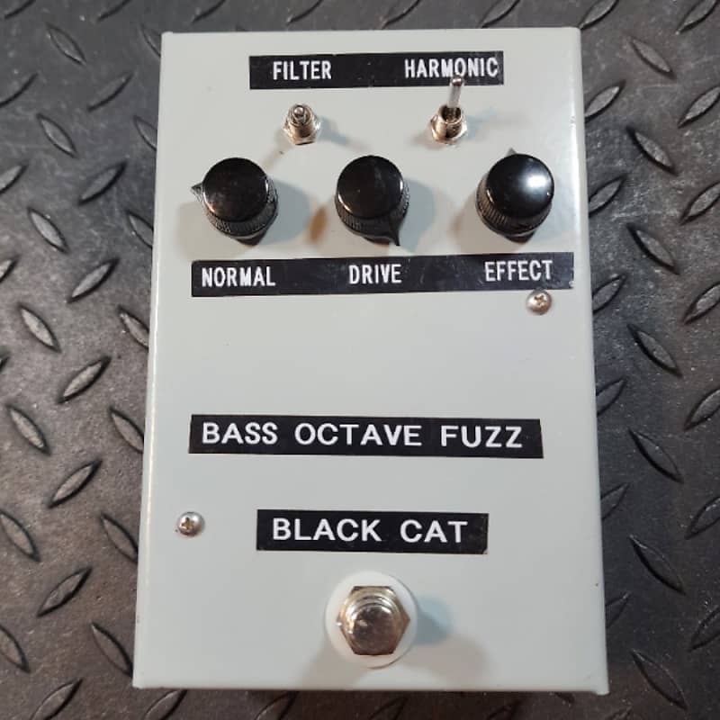 Black Cat Bass Octave Fuzz Rare label Maker Maestro Brassmaster Variant