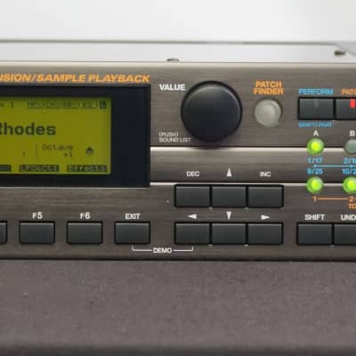 Roland XV-5080 Synthesiser Sound Module 2U Rack Mount Synth W/ MIDI - 240V