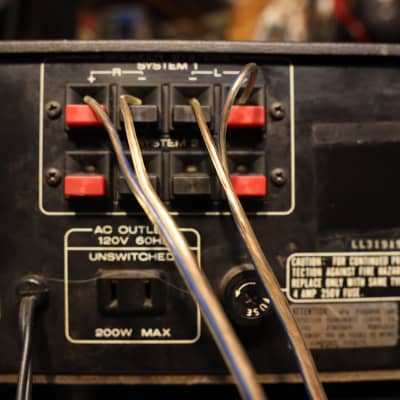 Marantz Model 1530 30-Watt Stereo Receiver 1978 - 1980 image 13
