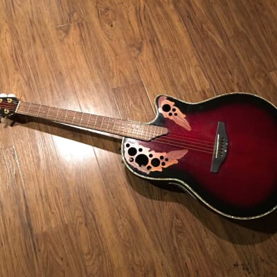 Ovation Pinnacle Deluxe Acoustic/Electric Guitar with AA