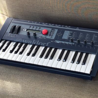 Waldorf Micro Q 37-Key Synthesizer 1999 - 2011 - Blue