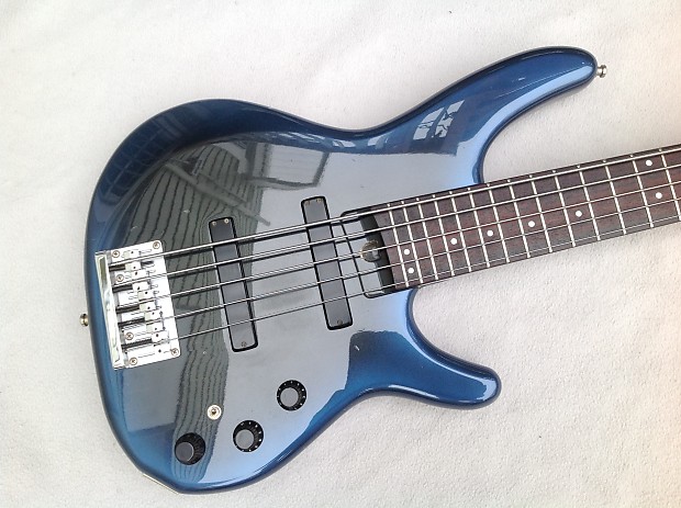 Heartfield by Fender DR-5 Blueburst 5-String Bass Made in