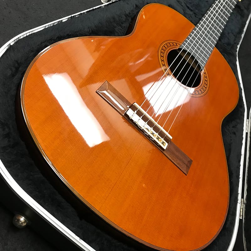 Yamaha Grand Concert GD-10C Classical Guitar with Case
