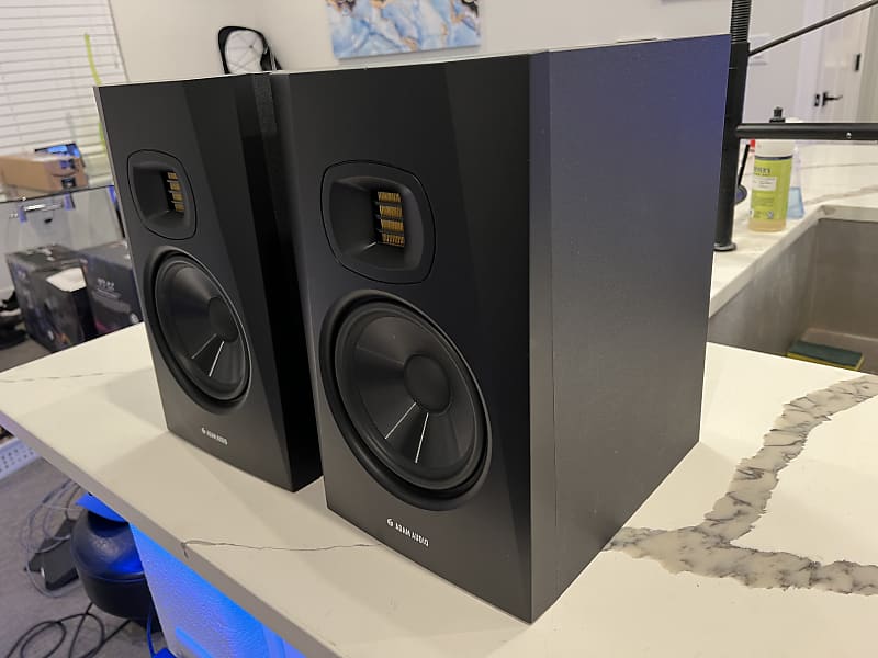 Monitores Estudio Adam Audio T7v X Par Profesional - Plus