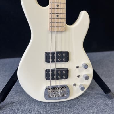 G&L USA Made L-2000 4- string bass. Vintage White. 8.95 lbs w/G&G hard case. New! for sale