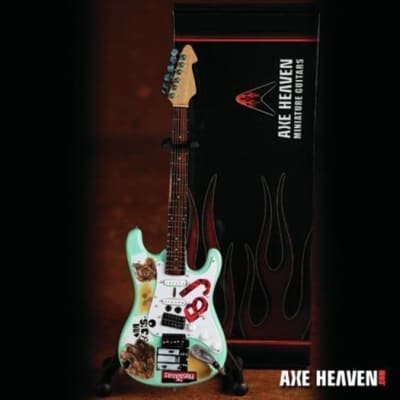Axe Heaven BJ-505 Billy Joe Armstrong Mini Guitar image 3