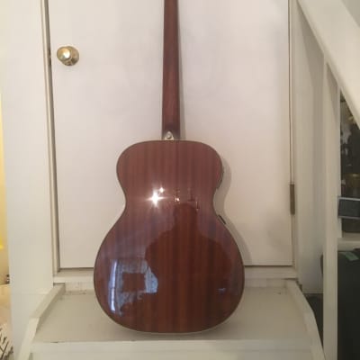 Aria 4 string acoustic bass 2000 clear image 2