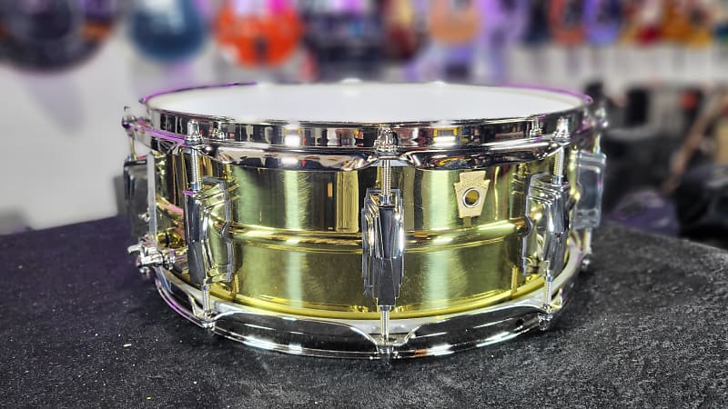 Ludwig Hammered Brass Snare Drum - 6.5 x 14-inch - Polished