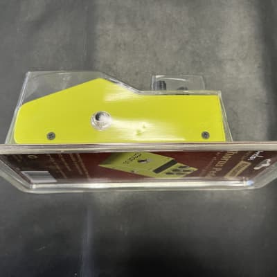 Fender Starcaster Chorus Pedal 2000s - Yellow- Sealed in box image 6