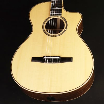 TAYLOR 812ce-Nylon [SN 12083032183] (04/11) for sale