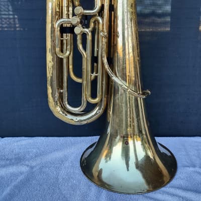 Yamaha YBB-103 BBb Tuba