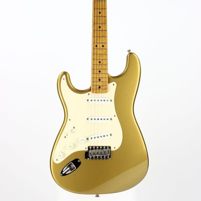 One-Of-A-Kind! 1991 Fender Custom Shop MASTERBUILT JW Black 1950's Stratocaster Reissue Electric Guitar | Aztec Gold, Lefty Strung Righty! j w image 7